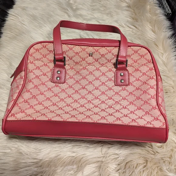 Pink Etienne Aigner  purse and wallet - Picture 3 of 12